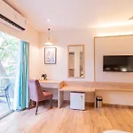 Hotel Celestiial , Candolim