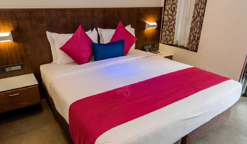 Hotel Celestiial ,
