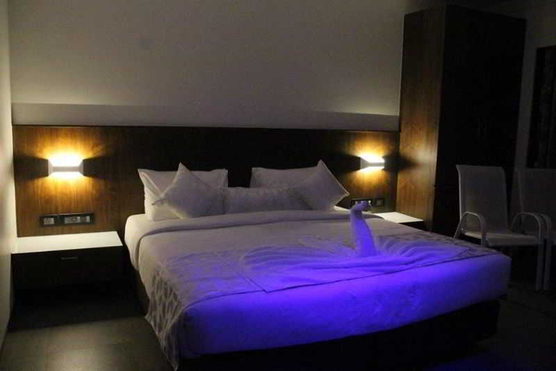 Celestiial , Hotel